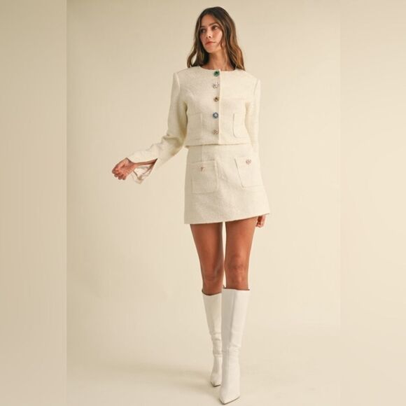 952. TWEED SKIRT AND JACKET SET WITH JEWEL BUTTONS!! - Picture 2 of 12